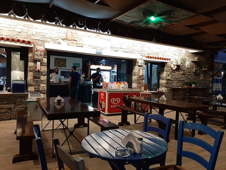ΨΗΤΟΠΩΛΕΙΟ ΣΟΥΒΛΑΤΖΙΔΙΚΟ ΚΟΡΙΝΘΟΣ | HELENA’S HOUSE ΚΑΛΑΜΙΑ