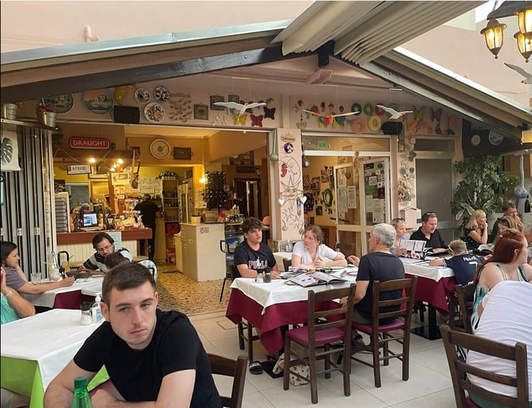 TAVERN RETHYMNO | TAVERNA YIANNIS