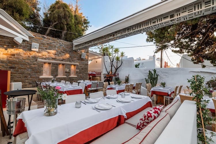 RESTAURANT MYKONOS | LE MAISON DE KATRIN